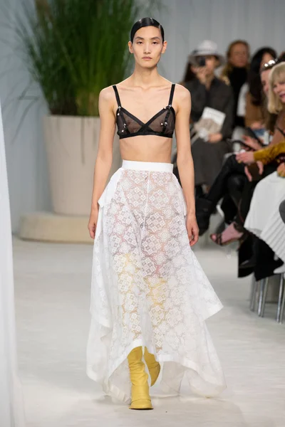 Look 4